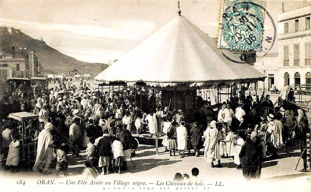 Oran - Village Negre - Fete - Chevaux de Bois - 1906.jpg